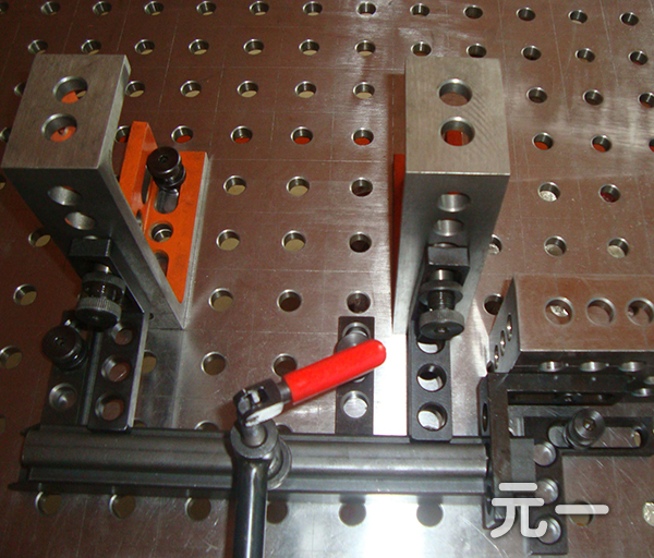 鑄鐵焊接平臺(tái)